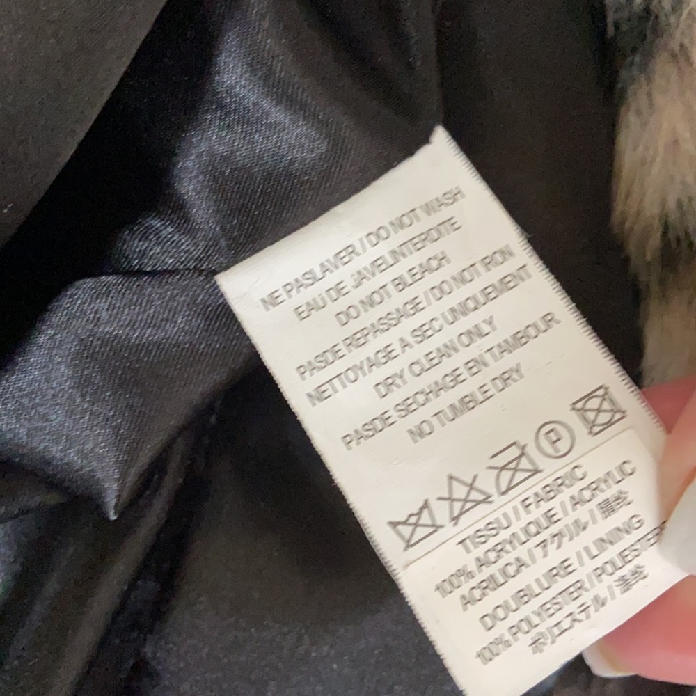 Fur Jacket - Picture 6 of 7
